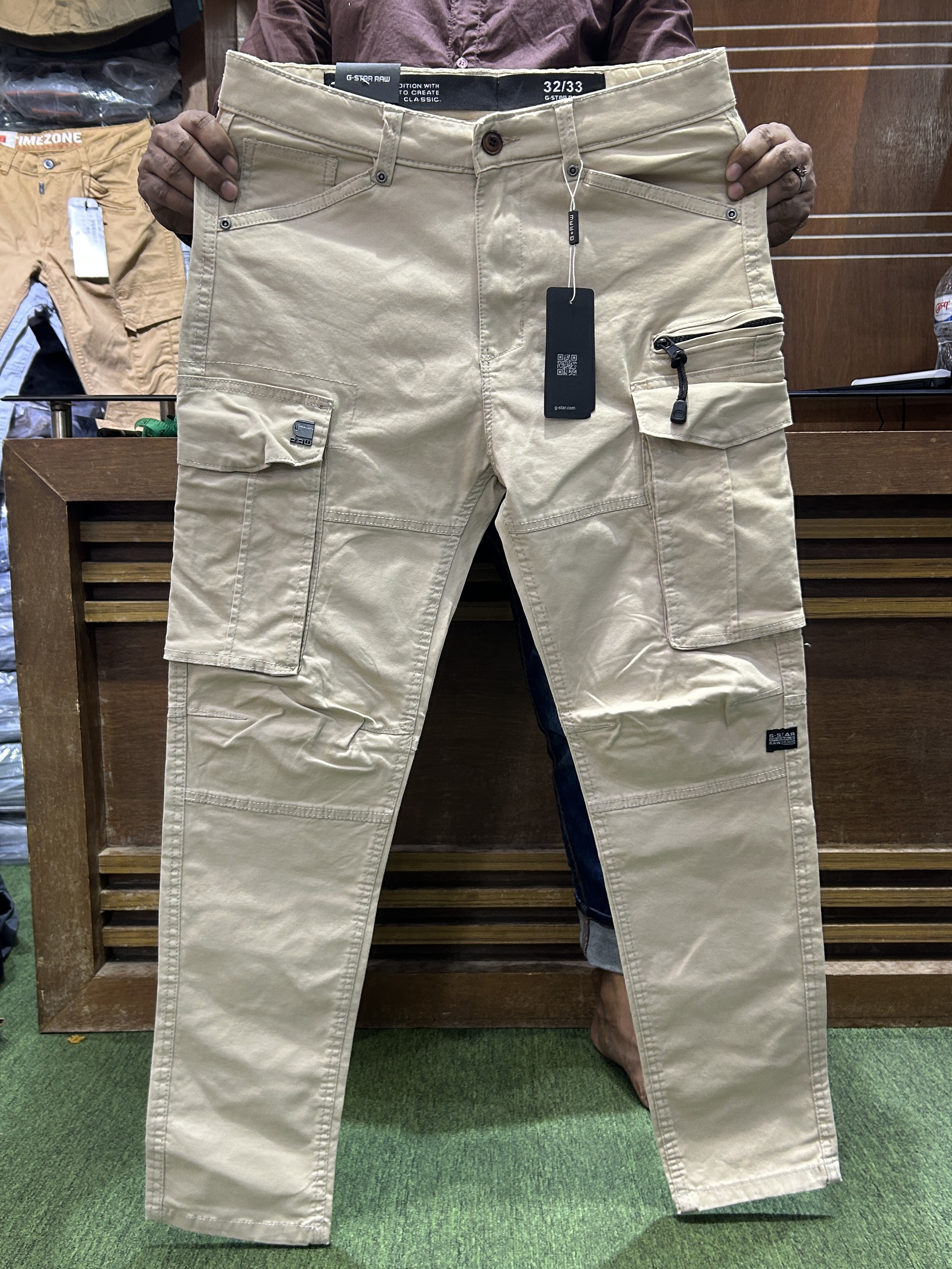 Men's Stylish Premium Cargo Pant(Cream Biskit)