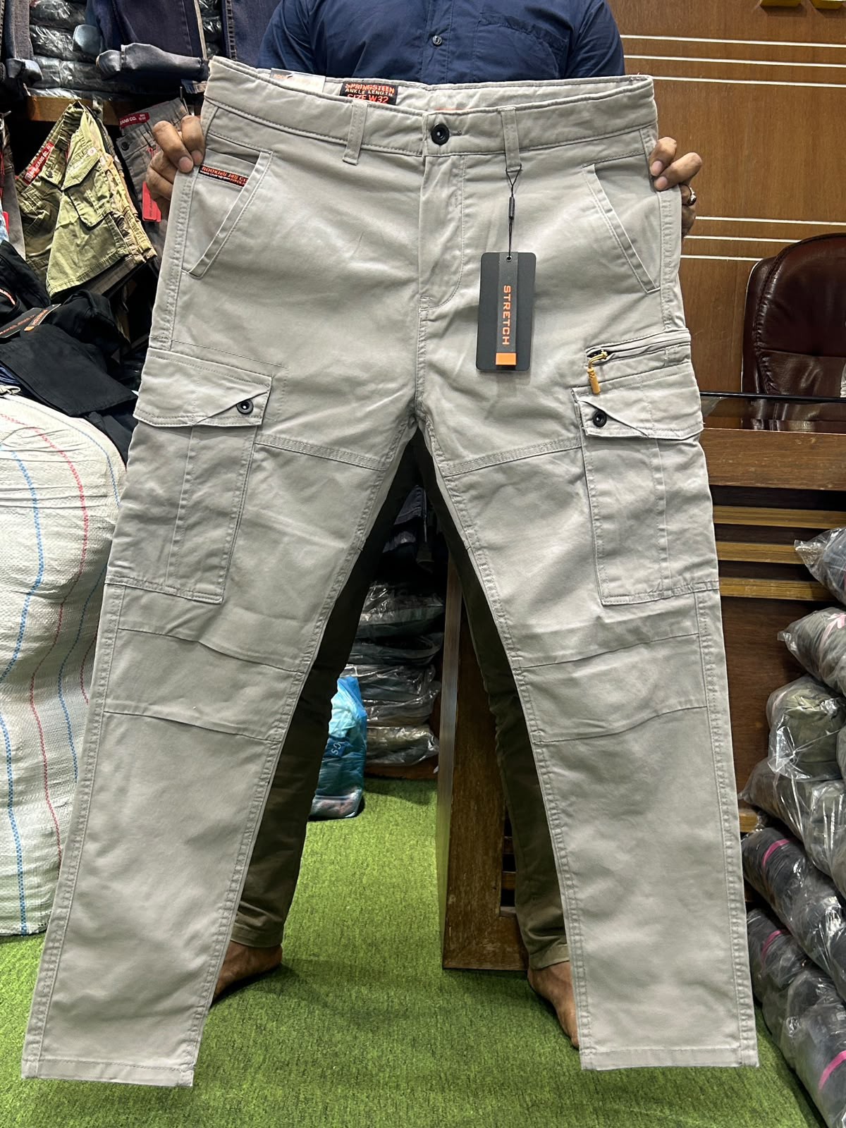 Men's Stylish Premium Cargo Pant(Rokies--Light Ash)
